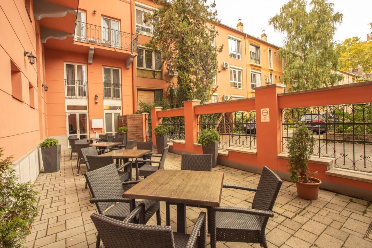 Mozart Hotel Szeged Exterior photo